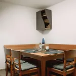 Grosse Mit 2 Schlafzimmer