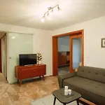 Grosse Mit 2 Schlafzimmer 布雷茨费尔德