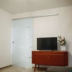 Grosse Mit 2 Schlafzimmer *