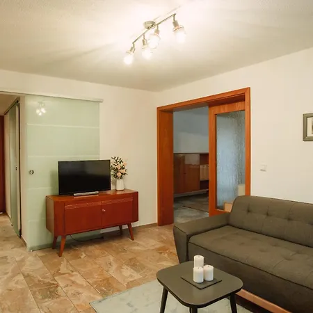 Апартаменты Grosse Mit 2 Schlafzimmer *