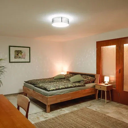 Grosse Mit 2 Schlafzimmer Bretzfeld