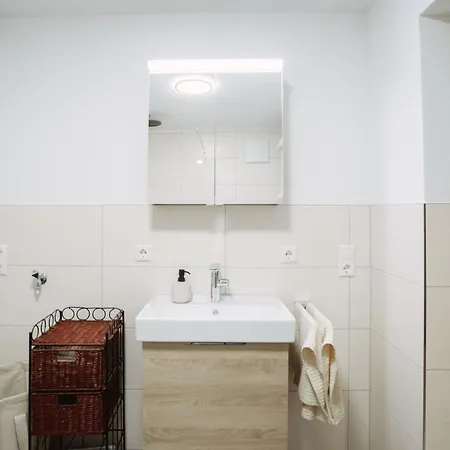 Große Mit 2 Schlafzimmer Bretzfeld